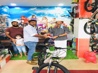 FAMOUS TOYS AND CYCLES